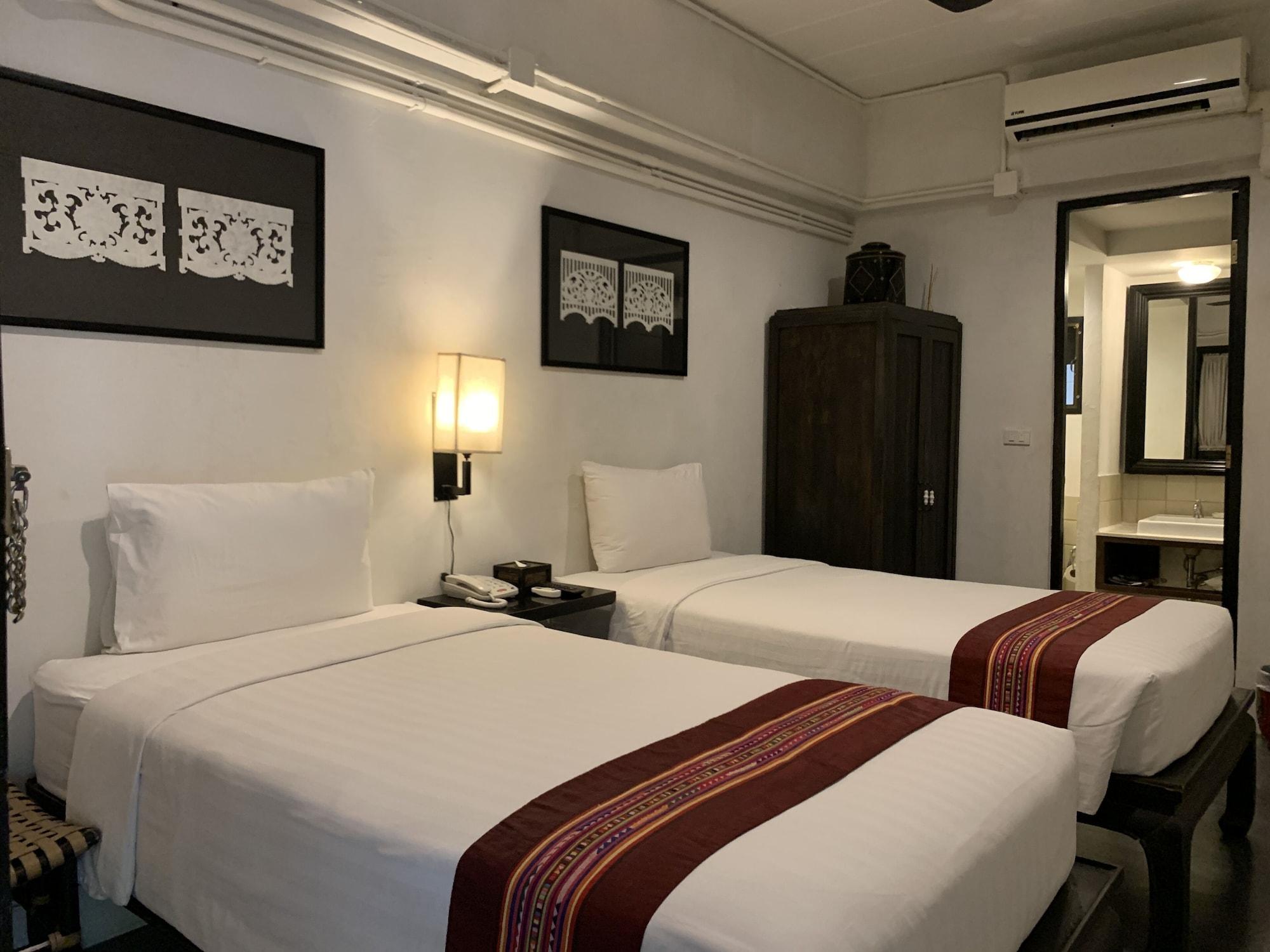 99 The Gallery Hotel- Sha Extra Plus Chiang Mai Exterior photo